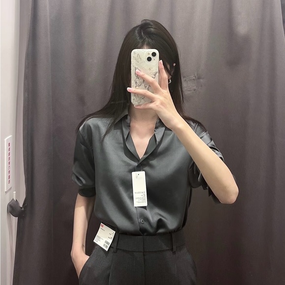 [UNIQLO] Satin Blouse - Picture 10 of 11